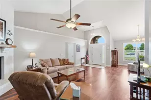 9638 Colchester Ct, Clearcreek Twp, OH 45458 - Photo 6