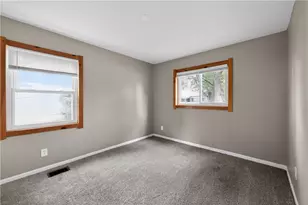 4325 Redonda Ln, Harrison Twp, OH 45416 - Photo 10
