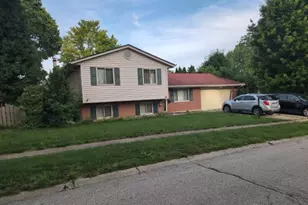 3133 Mountville Dr, Kettering, OH 45440 - Photo 2