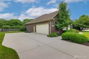 1377 Timshel St, Sugarcreek Twp, OH 45440 - Photo 54