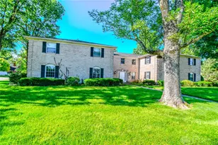 290 East Alex Bell Road, Washington Twp, OH 45459 - Photo 4