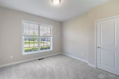 9501 Flatrock Drive, Washington Twp, OH 45458 - Photo 6
