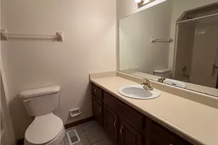 2709 Pine Valley Ct, Butler Twp, OH 45414 - Photo 22