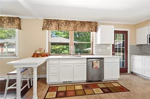 2756 Cottonwood Dr, Springfield Twp, OH 45504 - Photo 12