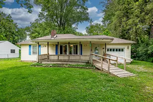 808 E Somers St, Eaton, OH 45320 - Photo 2