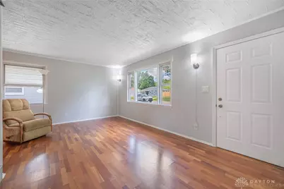 5374 Pickford Drive, Dayton, OH 45432 - Photo 8