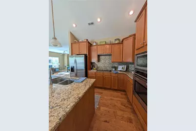 2484 Locust Hill Blvd, Beavercreek, OH 45431 - Photo 10