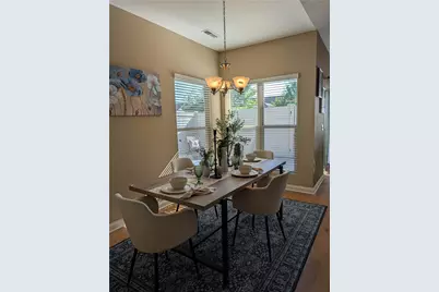 2484 Locust Hill Blvd, Beavercreek, OH 45431 - Photo 6