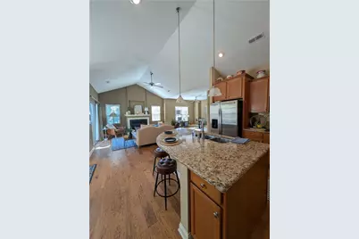 2484 Locust Hill Blvd, Beavercreek, OH 45431 - Photo 8