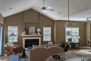 2484 Locust Hill Blvd, Beavercreek, OH 45431 - Photo 6