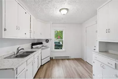2404 S Sutphin Street, Middletown, OH 45044 - Photo 10