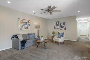 957 Pine Needles Dr, Washington Twp, OH 45458 - Photo 2