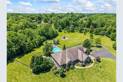 8099 Dry Run Circle, Germantown, OH 45327 - Photo 2