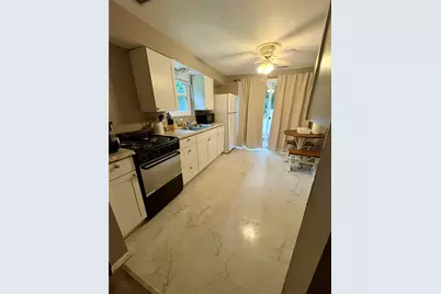 72 S Main Street, Bellbrook, OH 45305 - Photo 2