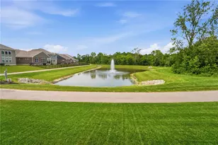 1232 Coulee Ct, Washington Twp, OH 45458 - Photo 2