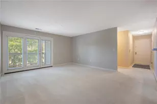 1721 Waterstone Blvd, Washington Twp, OH 45342 - Photo 2