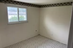 7611 Shepherdess Dr, Huber Heights, OH 45424 - Photo 8