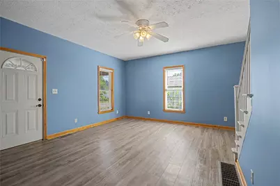 240 E Shannon Avenue, West Carrollton, OH 45449 - Photo 4