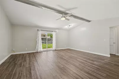 8781 Emeraldgate Drive, Huber Heights, OH 45424 - Photo 12