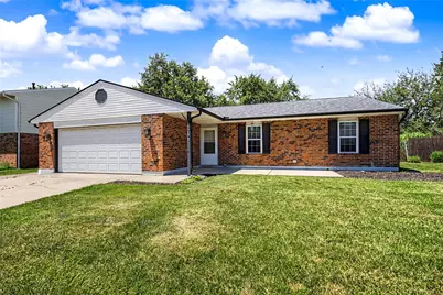 8781 Emeraldgate Drive, Huber Heights, OH 45424 - Photo 2