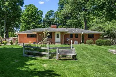 1402 Fudge Drive, Beavercreek, OH 45434 - Photo 4