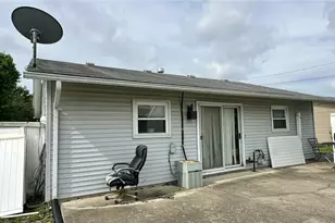 1295 June Dr, Xenia, OH 45385 - Photo 10