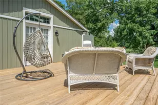 242 N Bickett Rd, Xenia, OH 45385 - Photo 4