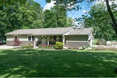 242 N Bickett Road, Xenia, OH 45385 - Photo 2