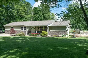 242 N Bickett Rd, Xenia, OH 45385 - Photo 2