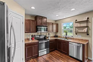 7428 Bostelman Pl, Huber Heights, OH 45424 - Photo 12