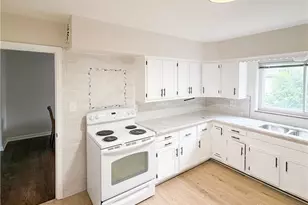 1121 Far Hills Ave, Oakwood, OH 45419 - Photo 10