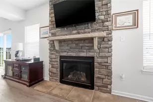 2095 Nathanial Greene Dr, Beavercreek Twp, OH 45434 - Photo 10