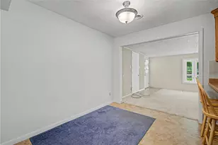 4114 Middlebrook Dr, Beavercreek, OH 45440 - Photo 6