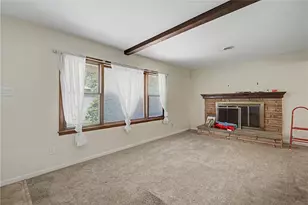 4114 Middlebrook Dr, Beavercreek, OH 45440 - Photo 4