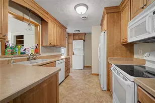 4114 Middlebrook Dr, Beavercreek, OH 45440 - Photo 8