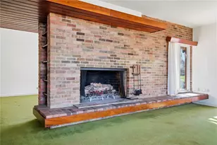 2438 Signal Hill Rd, Springfield, OH 45504 - Photo 8