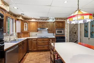 2504 Cross Country Rd, Beavercreek, OH 45431 - Photo 12