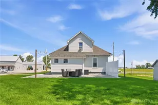 8402 National Rd, Brookville, OH 45309 - Photo 28