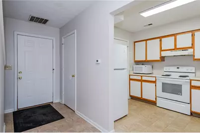 978 Irving Avenue #25, Dayton, OH 45419 - Photo 6