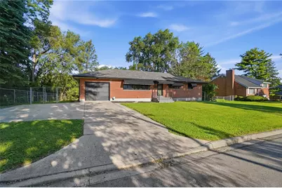 327 Constantia Avenue, Dayton, OH 45419 - Photo 2
