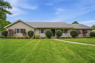 1700 W Sparrow Rd, Green Twp, OH 45502 - Photo 6