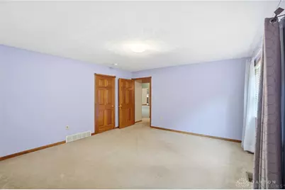 1700 W Sparrow Road, Green Twp, OH 45502 - Photo 28
