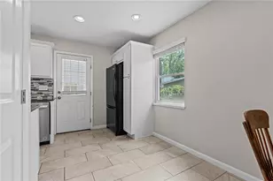 630 Hadley Ave, Dayton, OH 45419 - Photo 10