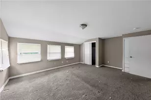 1933 Burroughs Dr, Dayton, OH 45406 - Photo 10