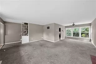 1933 Burroughs Dr, Dayton, OH 45406 - Photo 4