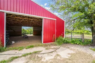 525 Ginghamsburg-Frederick Rd, Tipp City, OH 45371 - Photo 30