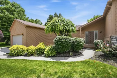 354 Shadywood Drive, Clayton, OH 45415 - Photo 6