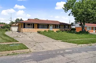11 Hillgard St, Trotwood, OH 45426 - Photo 2