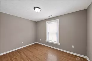 2035 Stapleton Ct, Dayton, OH 45404 - Photo 8