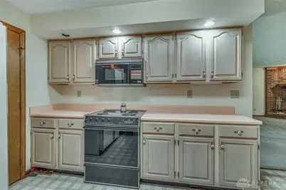 1741 Loch Ness Court, Beavercreek, OH 45432 - Photo 8